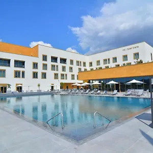Hotell Mk Tirana, Rinas